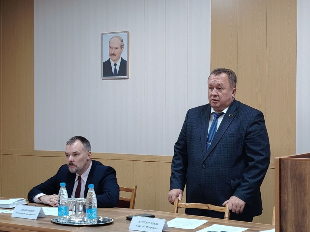 photo_5262781916836990242_y (1).jpg