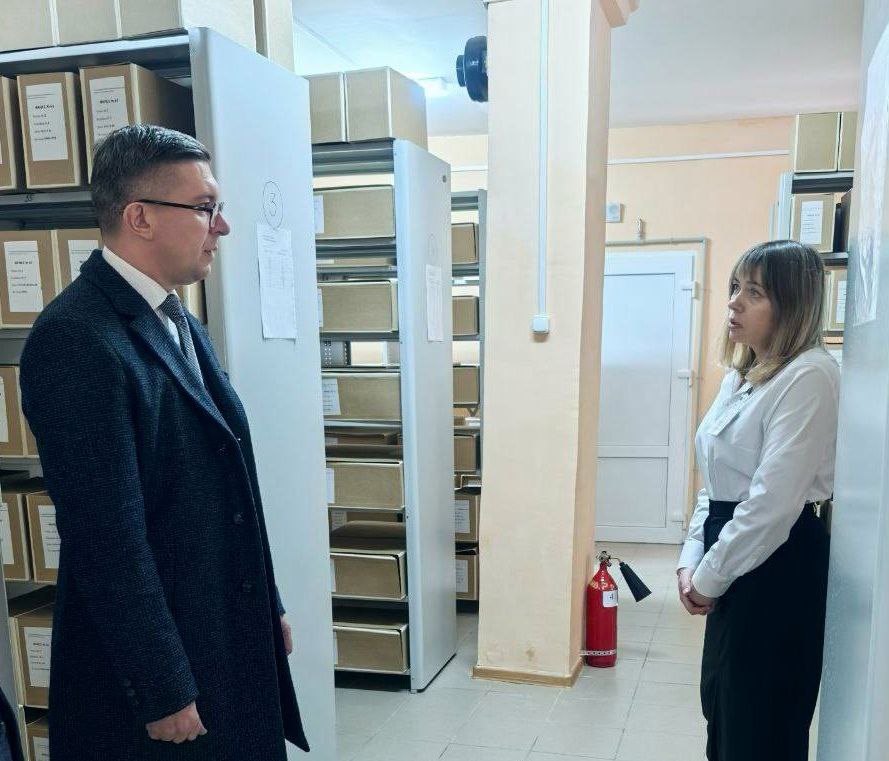 photo_5443081542952941691_y (1).jpg